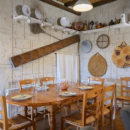 Vasiliou House Дом отдыха